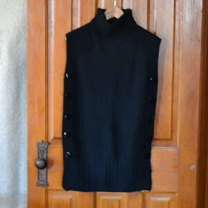 Black Knit Turtleneck Sleeveless Sweater